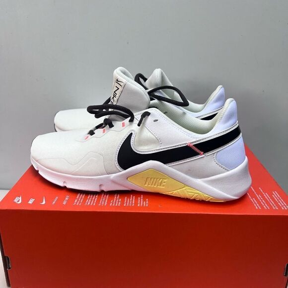 Nike Womens Legend Essential 2 Running Trainers, Summit White size 11 - Picture 1 of 4